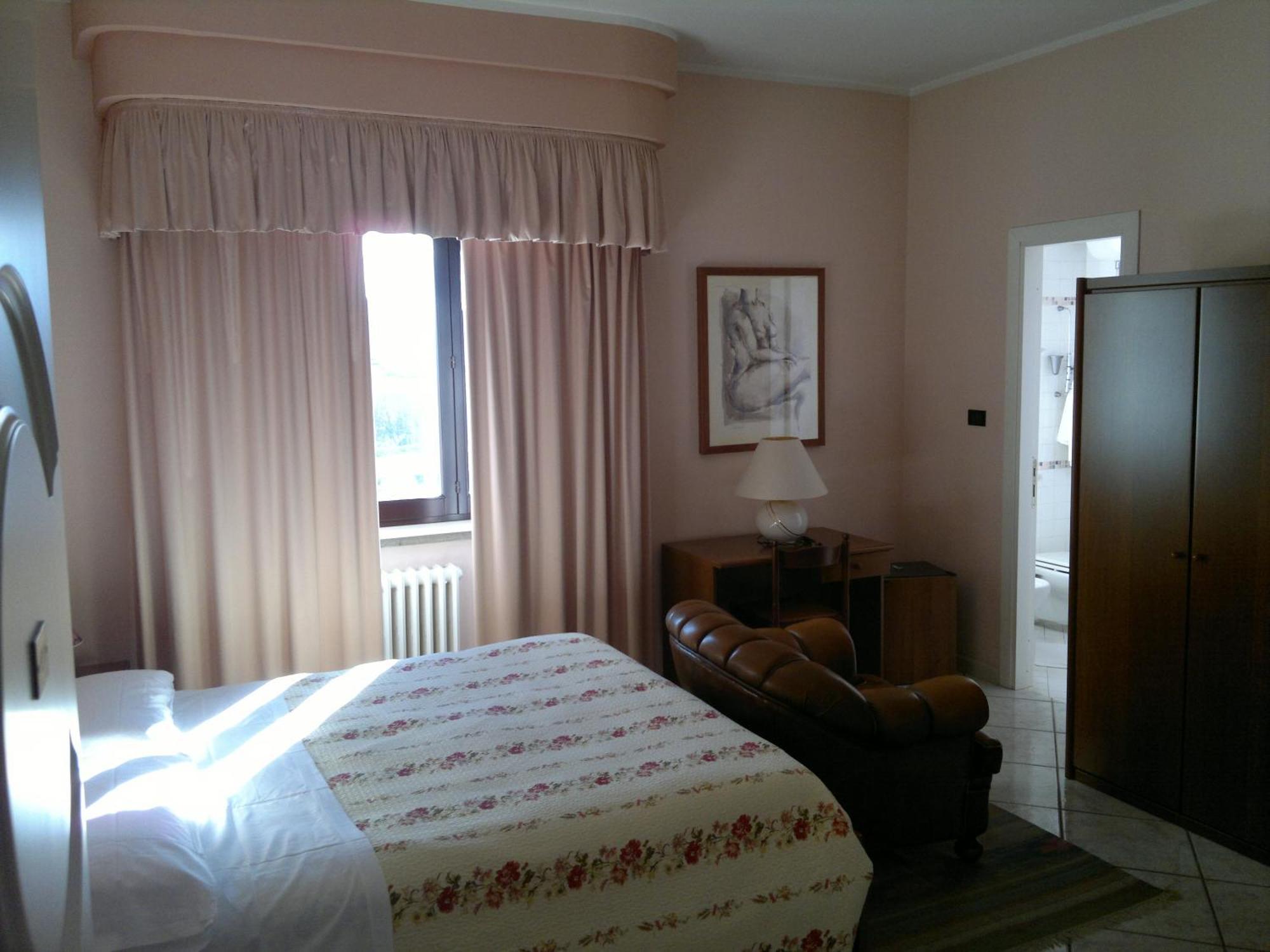 Hotel La Rotonda Cepagatti المظهر الخارجي الصورة
