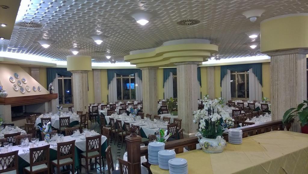 Hotel La Rotonda Cepagatti المظهر الخارجي الصورة
