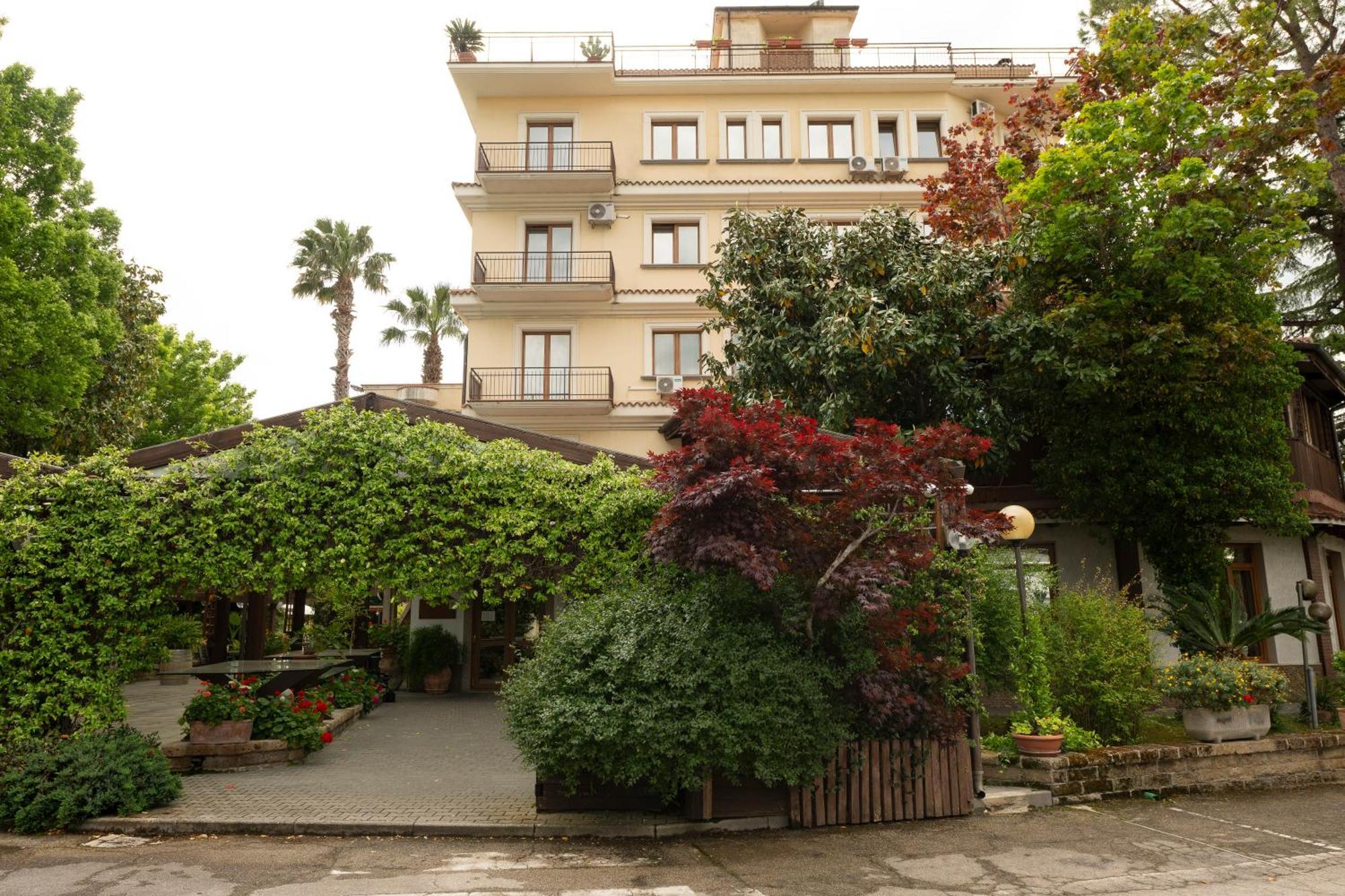 Hotel La Rotonda Cepagatti المظهر الخارجي الصورة
