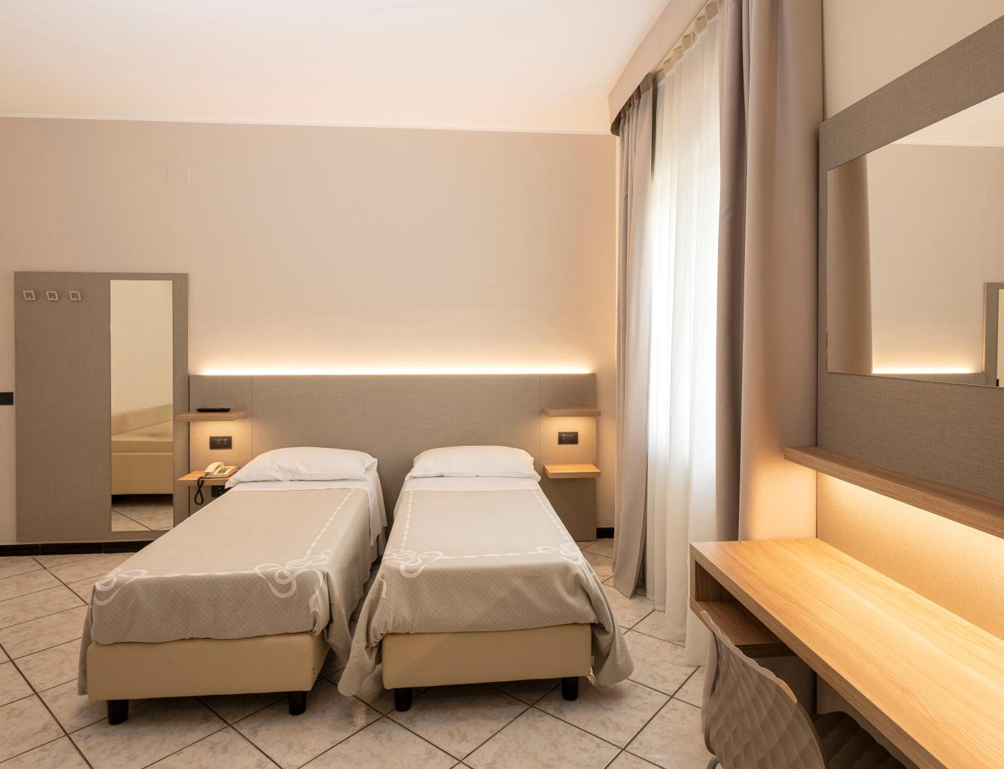 Hotel La Rotonda Cepagatti المظهر الخارجي الصورة