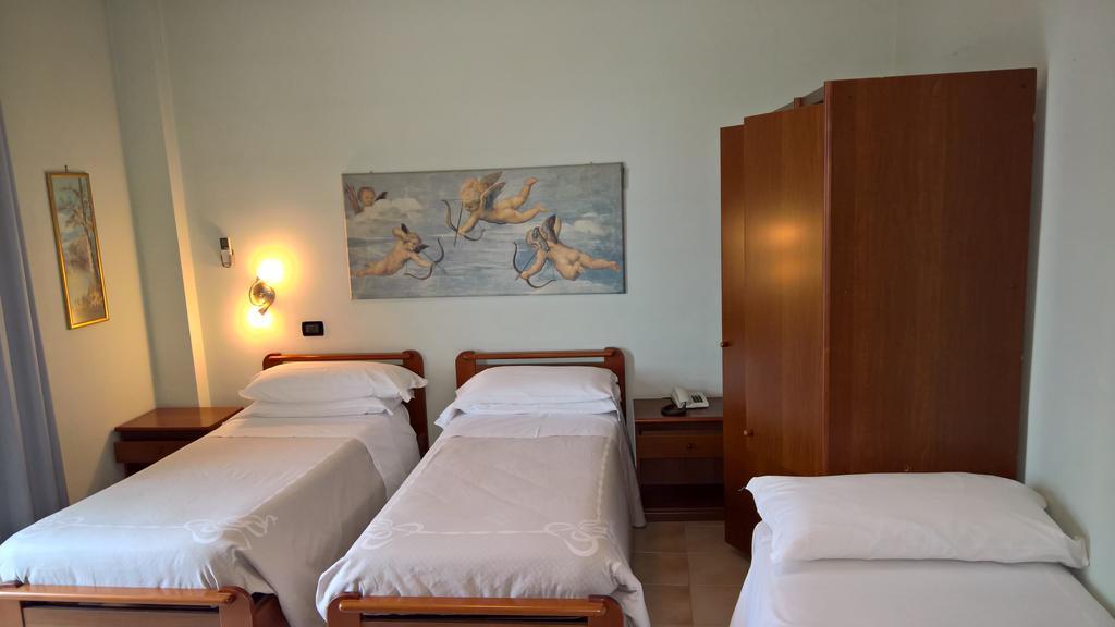 Hotel La Rotonda Cepagatti المظهر الخارجي الصورة