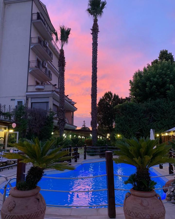 Hotel La Rotonda Cepagatti المظهر الخارجي الصورة